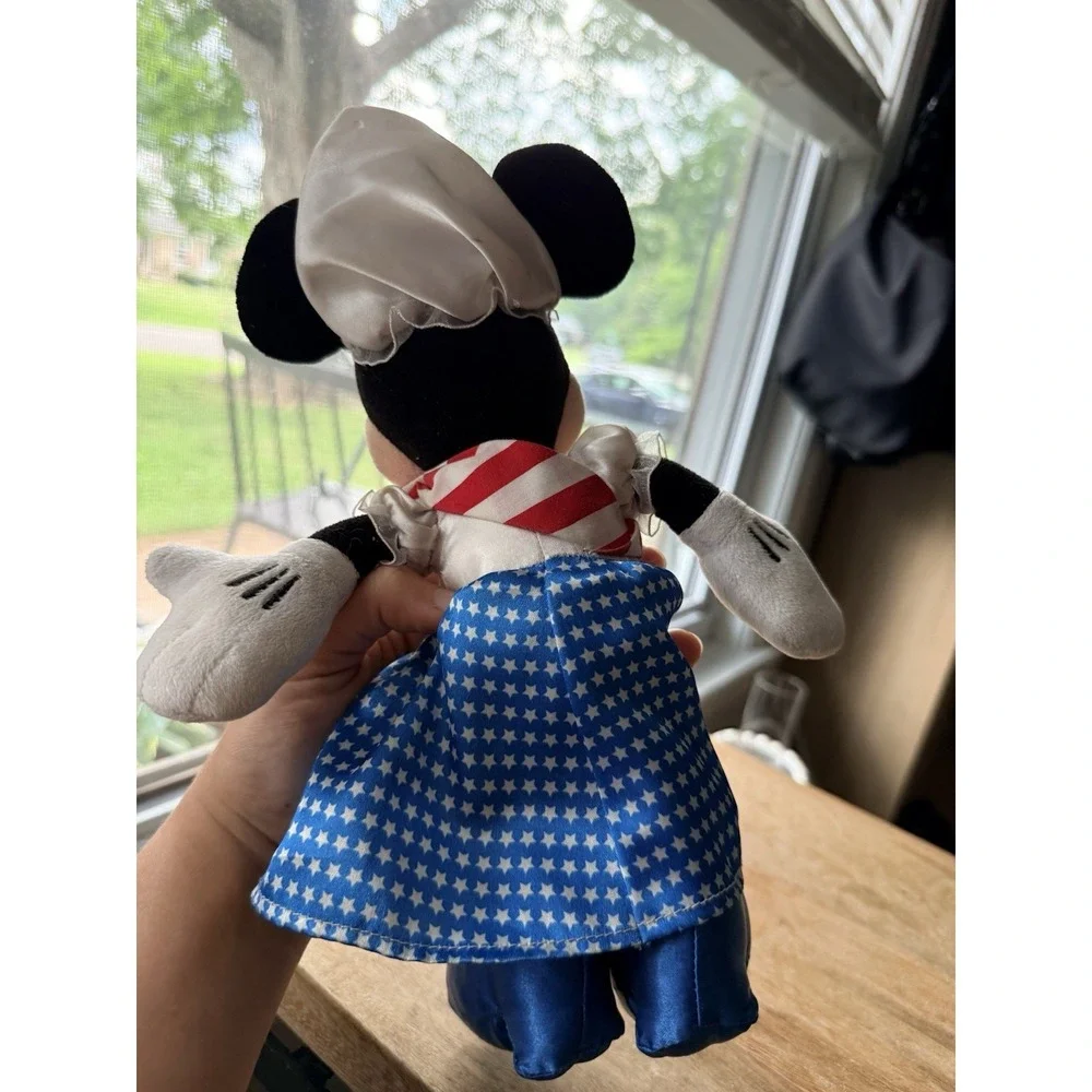 Disney Store Americana Minnie Mouse Plush 12